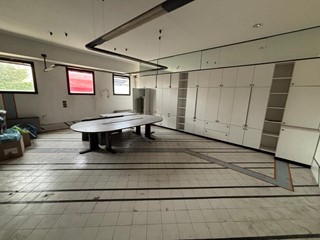 Capannone in Vendita a Empoli, 230'000€, 540 m²