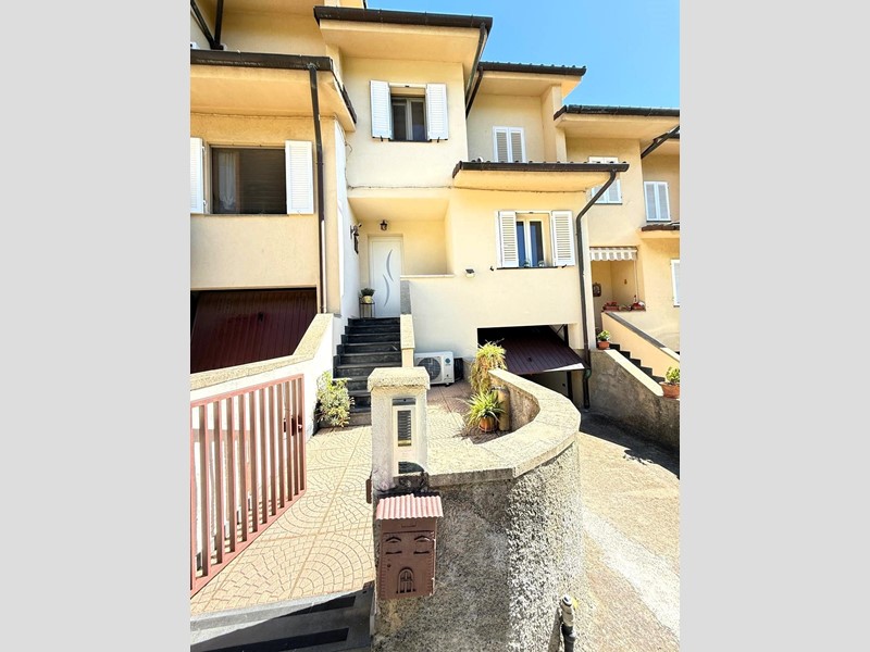 Casa Indipendente in Vendita a Chianni, 185'000€, 135 m², con Box