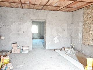 Trilocale in Vendita a Sesto Campano, 95'000€, 130 m²