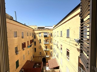 Bilocale in Vendita a Napoli, 135'000€, 50 m²