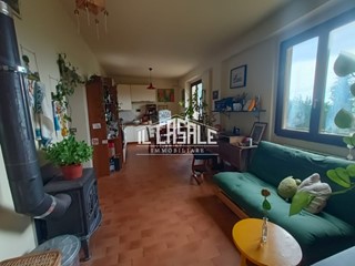 Rustico in Vendita a Rufina, zona Rufina, 159'000€, 100 m²