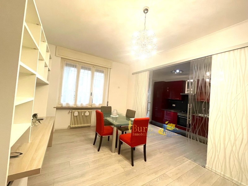 Quadrilocale in Affitto a Parma, zona Parma Centro, 1'300€, 120 m², arredato