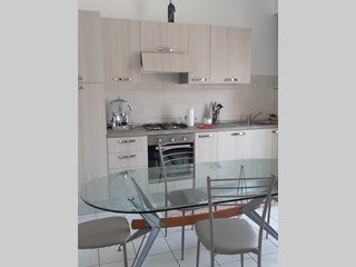 Appartamento in Affitto a Fermo, zona Ospedale, 620€, 110 m², arredato