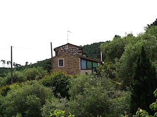 Casa di corte in Vendita a Capannori, zona Pieve di Compito, 480'000€, 170 m², con Box