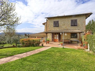 Casale in Vendita a Gambassi Terme, zona Sant'Andrea a Gavignalla, 595'000€, 220 m²