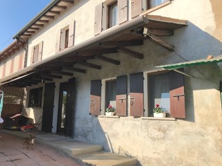 Villetta a schiera in Vendita a Salgareda, 138'000€, 210 m²