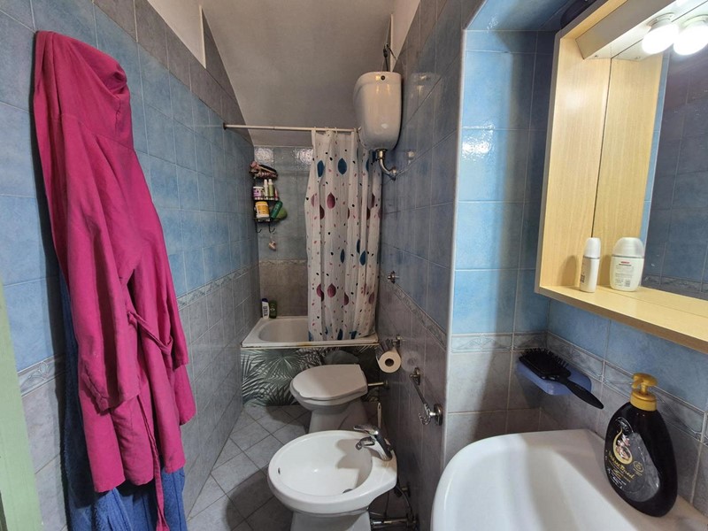 Trilocale in Vendita a Caivano, 65'000€, 80 m²