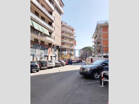 Ufficio in Vendita a Roma, 43'000€, 20 m²
