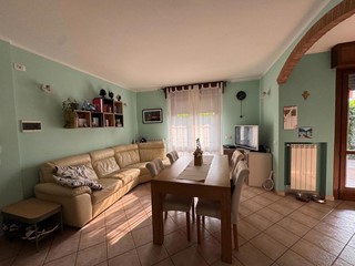 Trilocale in Vendita a Druento, 210'000€, 80 m²