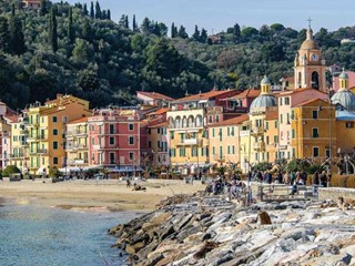 Appartamento in Affitto a La Spezia, 110€, 77 m²