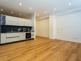 Trilocale in Vendita a Roma, 540'000€, 90 m²