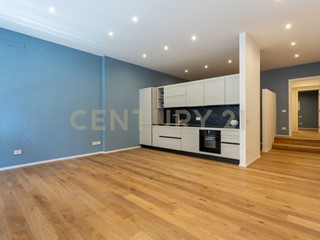 Trilocale in Vendita a Roma, 540'000&euro;, 90 m²