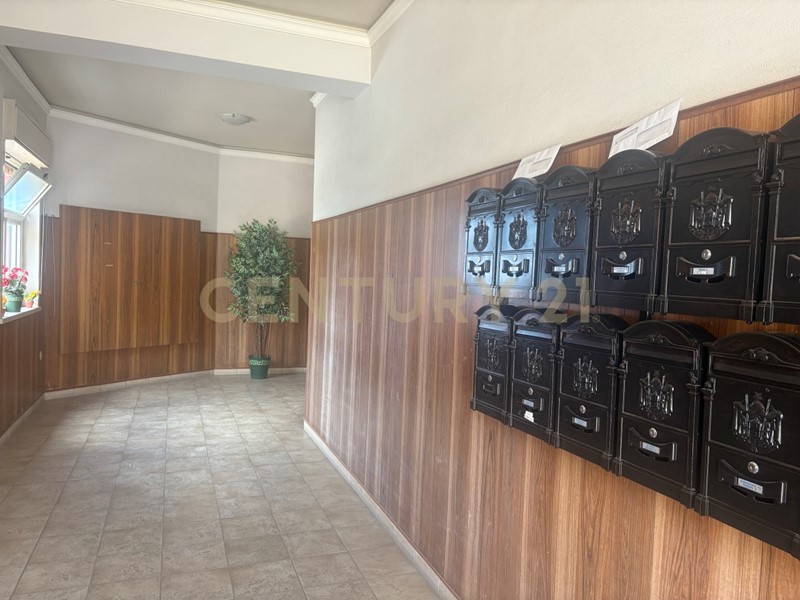 Quadrilocale in Vendita a Aci Catena, 160'000€, 148 m², con Box