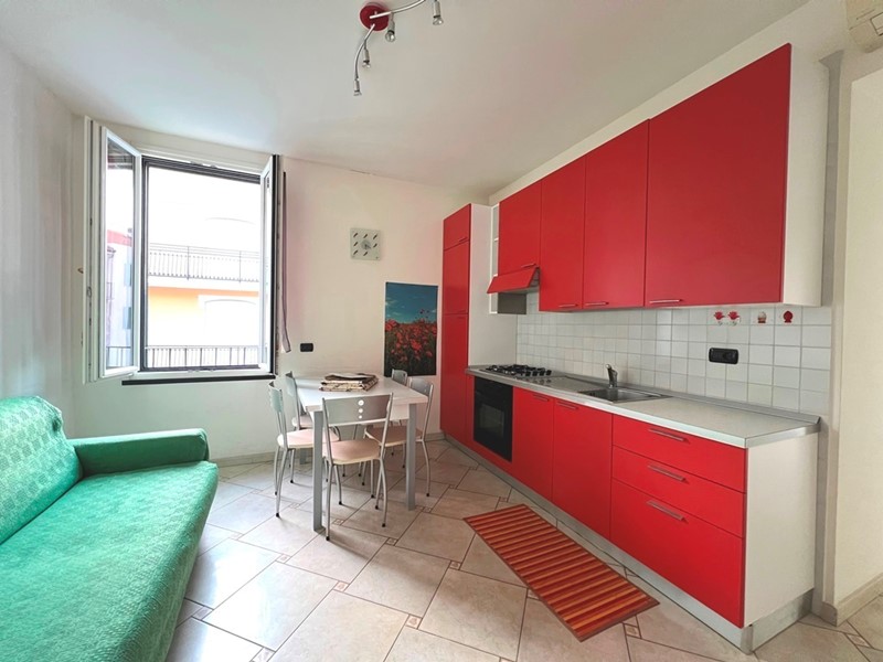 Bilocale in Affitto a San Bartolomeo al Mare, 900€, 50 m²