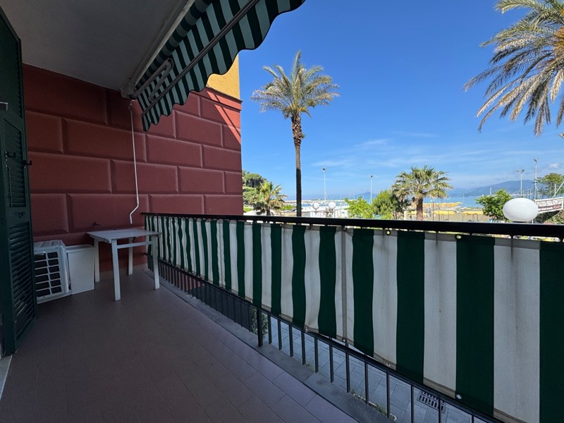 Trilocale in Vendita a Sestri Levante, zona centro, 74 m²