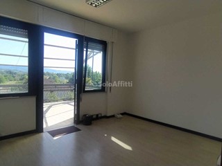 Ufficio in Affitto a Terni, zona Maratta, 300€, 40 m²