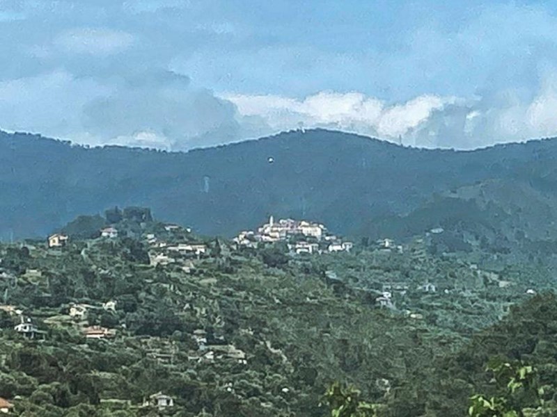 Quadrilocale in Vendita a Seborga, 95'000€, 56 m², arredato