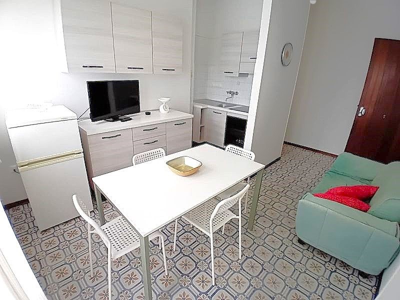 Trilocale in Affitto a Ravenna, zona Lido di Classe, 300€, 55 m², arredato
