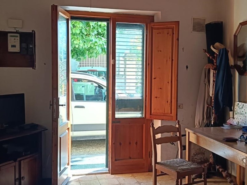 Casa Indipendente in Vendita a Cascina, zona San Frediano a Settimo, 98'000€, 80 m²
