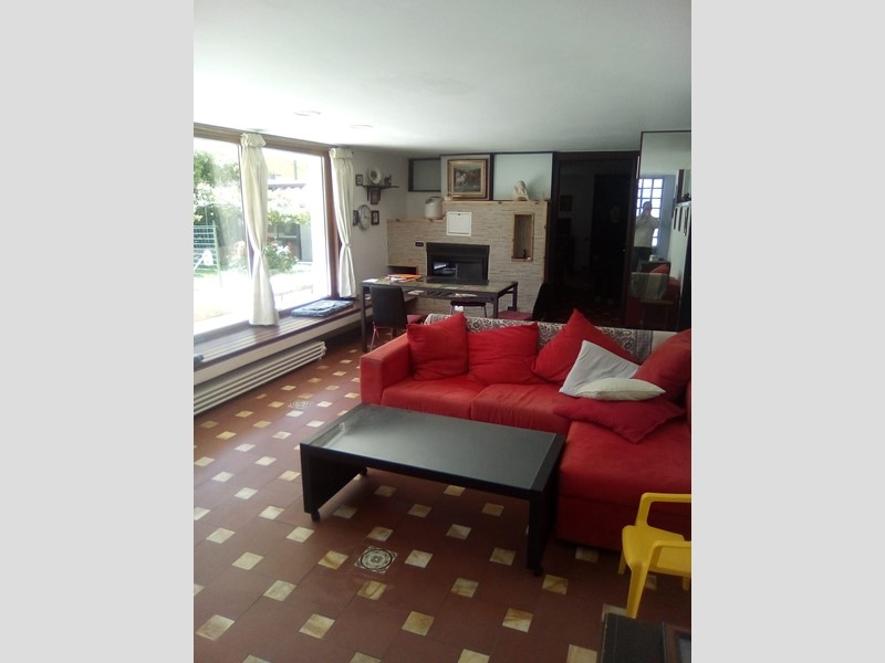 Appartamento in Vendita a Carrara, zona Marina di Carrara, 270'000€, 115 m², arredato