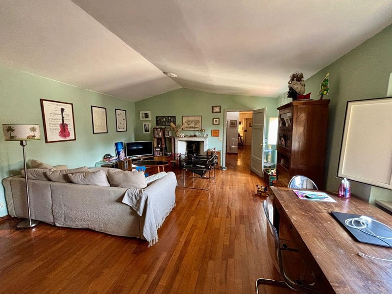 Appartamento in Vendita a Lucca, 520'000€, 125 m²