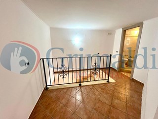Trilocale in Affitto a Pozzuoli, 780€, 70 m², arredato