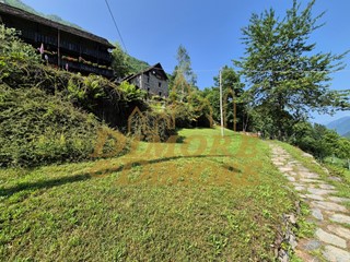 Casa Semi Indipendente in Vendita a Vanzone con San Carlo, 185'000€, 144 m², arredato