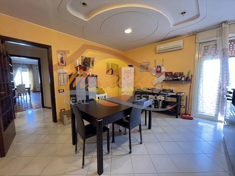 Appartamento in Vendita a Siracusa, zona Villaggio Miano, 145'000&euro;, 154 m²