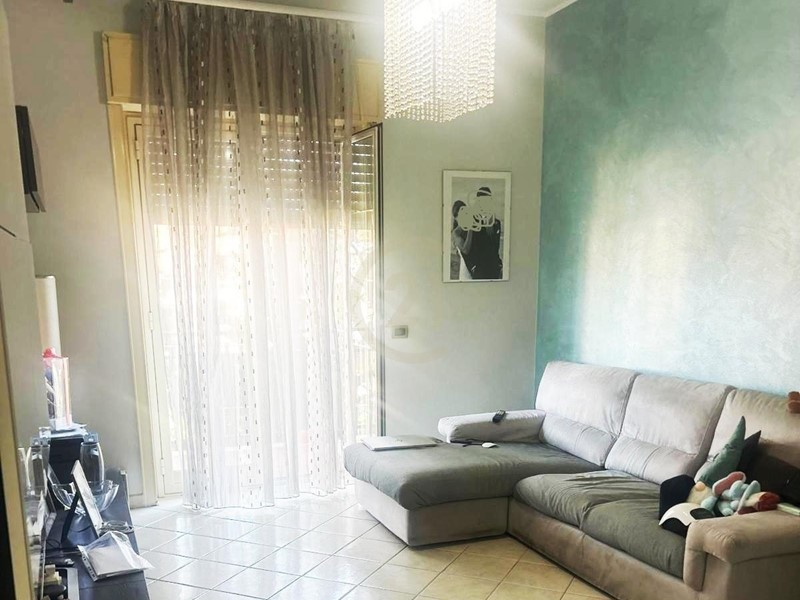 Quadrilocale in Vendita a Catania, zona Barriera, 149'000&euro;, 98 m², con Box