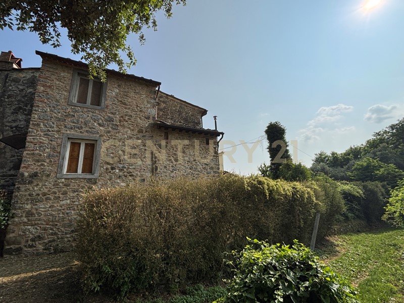 Casa Indipendente in Vendita a Lucca, 68'000&euro;, 70 m², arredato