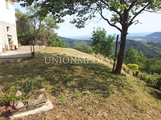 Rustico in Vendita a Fosdinovo, zona Carignano, 145'000€, 90 m²
