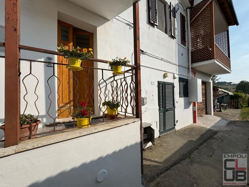 Casa Semi Indipendente in Vendita a Empoli, 155'000€, 90 m², arredato, con Box