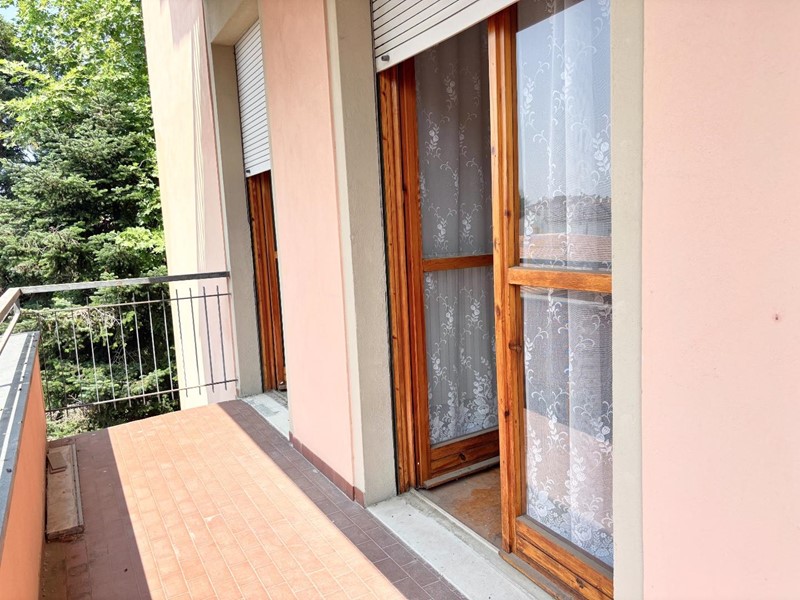 Quadrilocale in Vendita a Empoli, zona Santa Maria a Ripa, 200'000€, 80 m², con Box