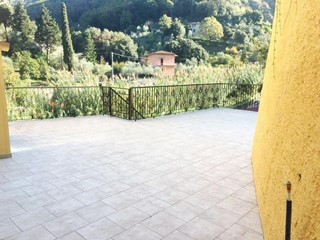 Trilocale in Vendita a Lerici, 160'000&euro;, 75 m²