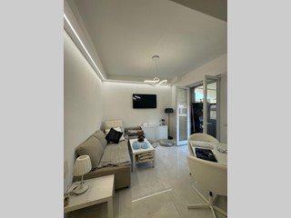 Trilocale in Vendita a Viareggio, 490'000€, 65 m², arredato