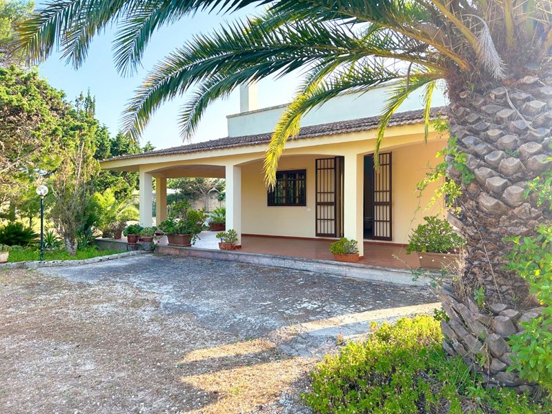 Villa in Vendita a Lecce, 260'000&euro;, 100 m², arredato