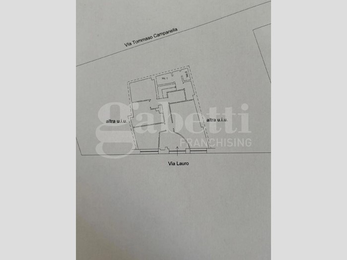 Negozio in Vendita a Scalea, 78'000€, 112 m²