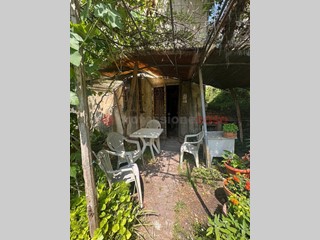 Casale in Vendita a Serravalle Pistoiese, 280'000€, 860 m²