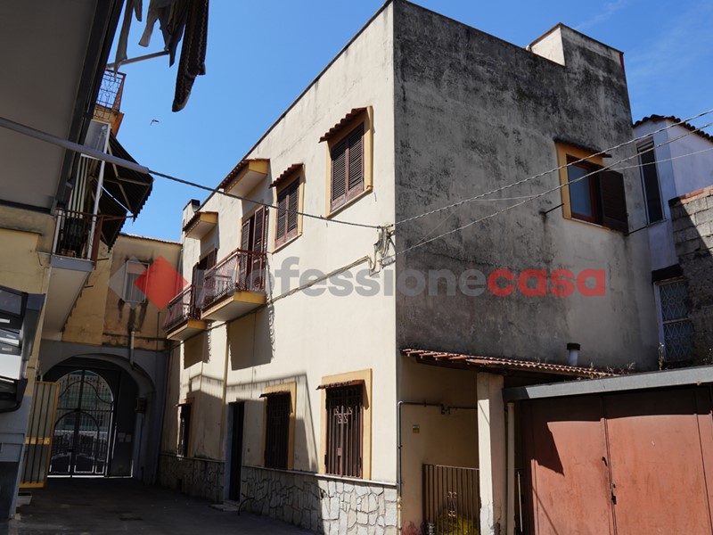 Casa Indipendente in Vendita a Pompei, 385'000€, 115 m²