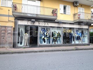 Negozio in Vendita a Arzano, 130'000€, 57 m²