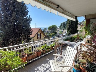 Trilocale in Vendita a Genova, zona Castelletto, 349'000&euro;, 106 m², con Box