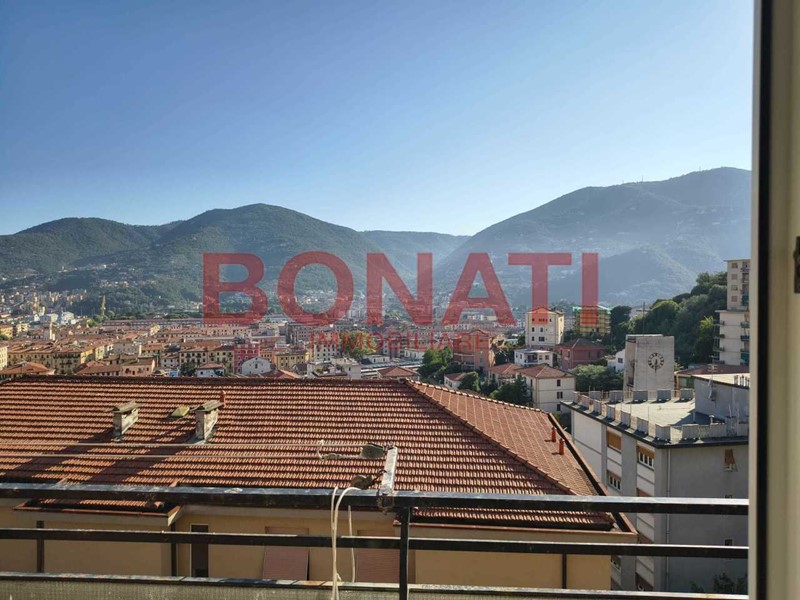 Appartamento in Vendita a La Spezia, zona Centro, 175'000€, 87 m²