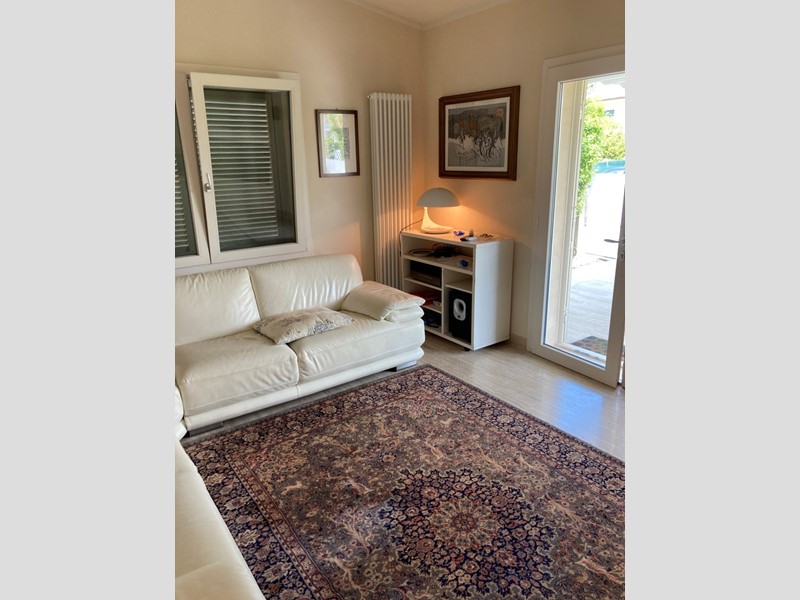 Casa Indipendente in Affitto a Pietrasanta, zona Focette, 2'200€, 130 m², arredato