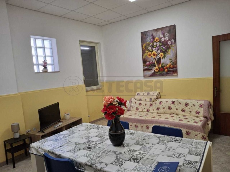 Quadrilocale in Vendita a Siracusa, 83'000&euro;, 50 m²