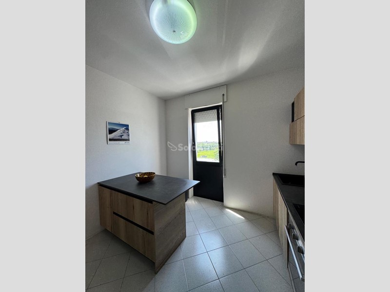 Quadrilocale in Affitto a San Zeno Naviglio, 1'300€, 150 m², arredato