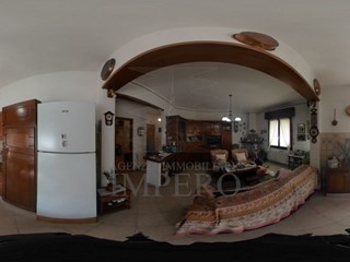 Casa Indipendente in Vendita a Bordighera, 480'000€, 360 m², con Box