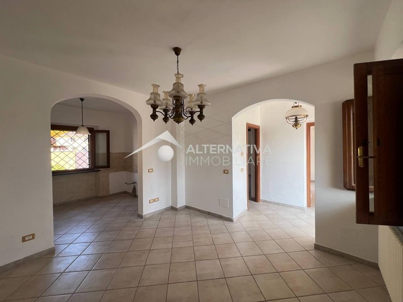 Trilocale in Vendita a San Giuliano Terme, zona Arena Metato, 170'000€, 60 m², con Box