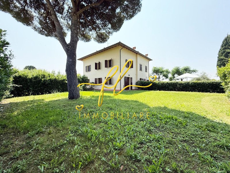 Casa Indipendente in Vendita a Bibbona, zona La California, 258'000€, 94 m²