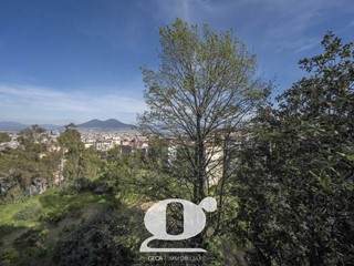 Appartamento in Vendita a Napoli, 1'350'000€, 600 m²