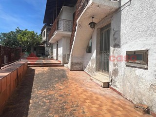 Casa Indipendente in Vendita a Cassino, 19'000€, 80 m²